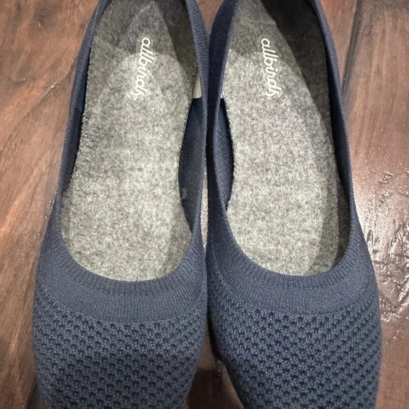 Allbirds Navy blue flats woman’s size 7 - Picture 5 of 5